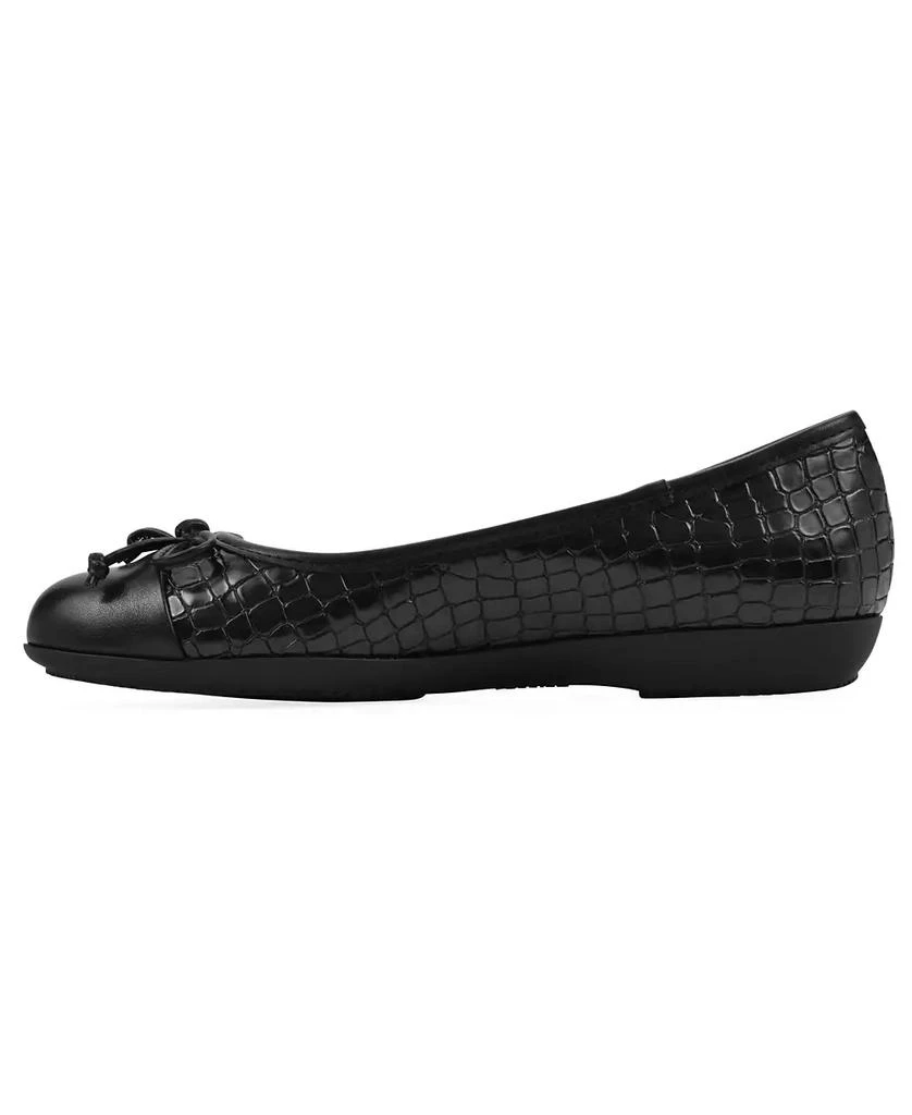 White Mountain Women's Careen Ballet Flats 6