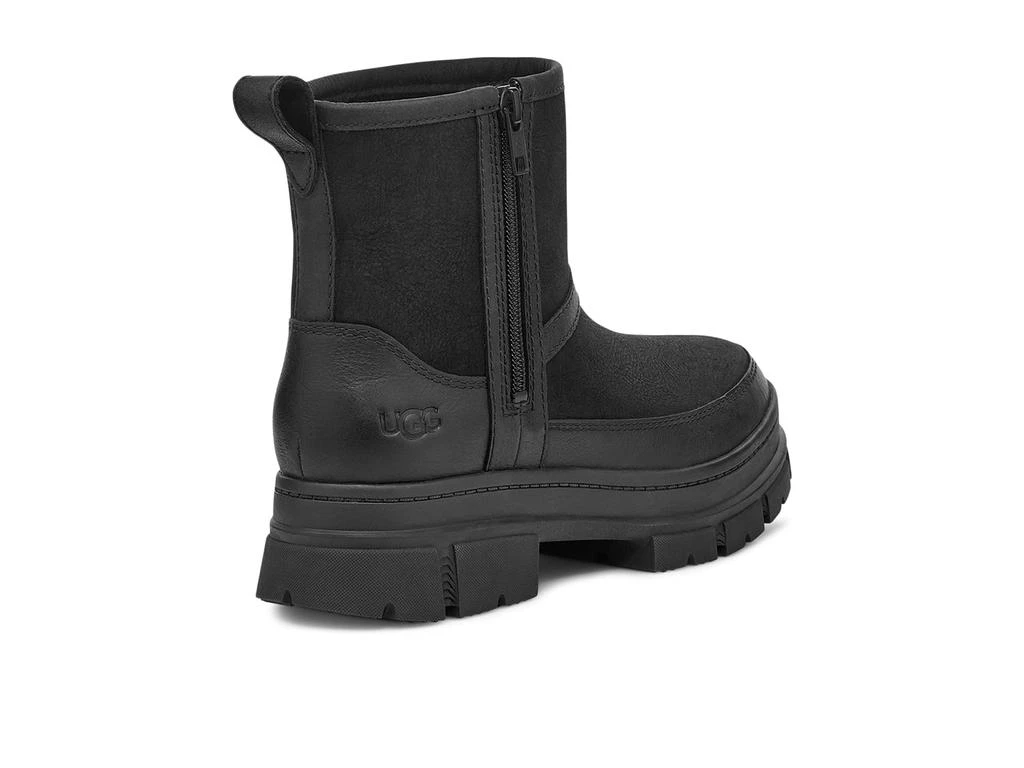 UGG Ashton Zip 4