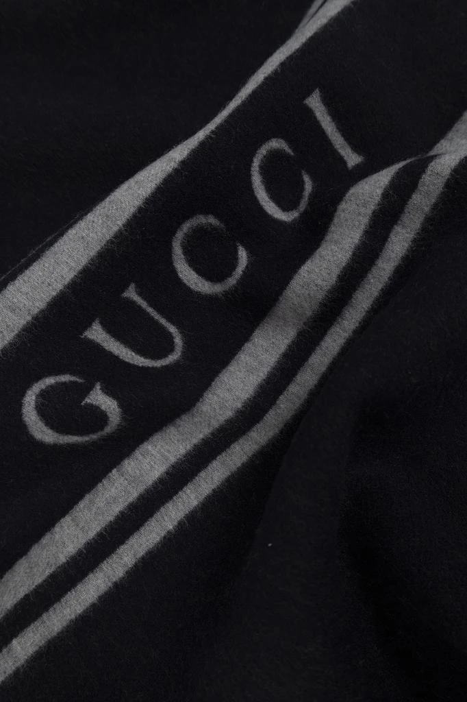 Gucci Wool scarf with logo 3