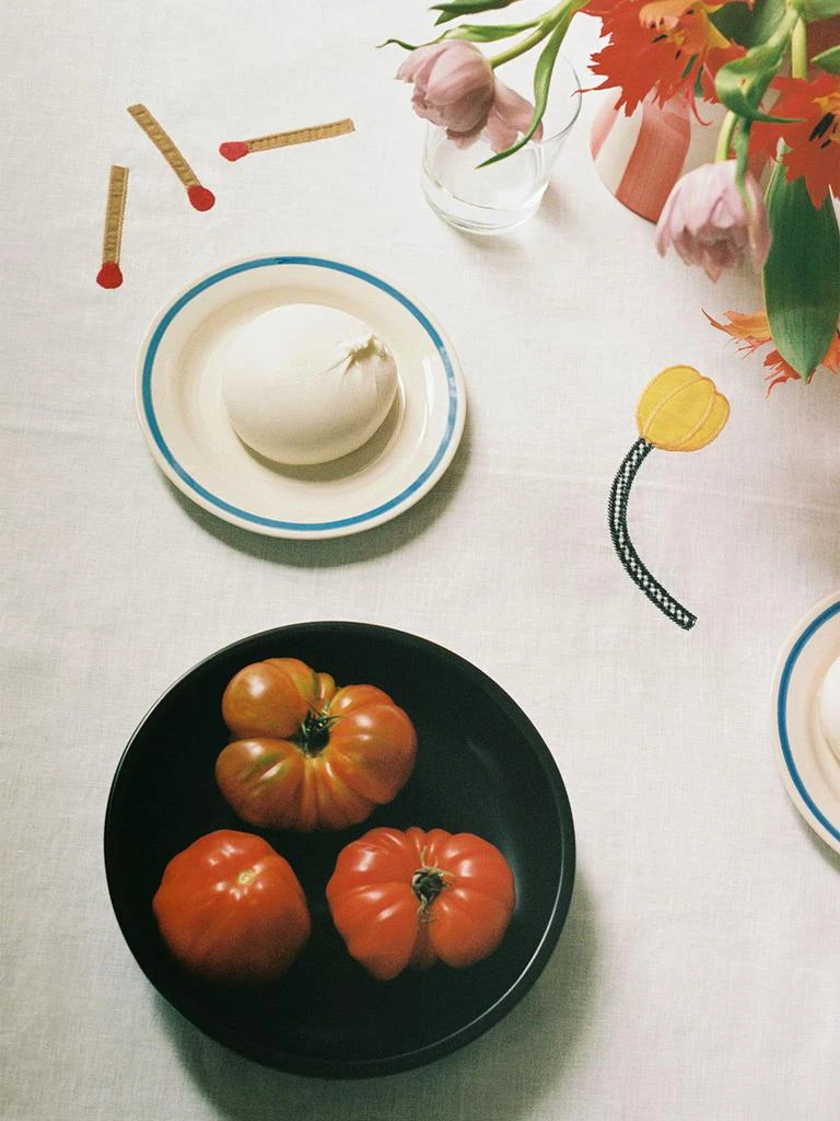 HAY Set Of 2 Sobremesa Plates 1