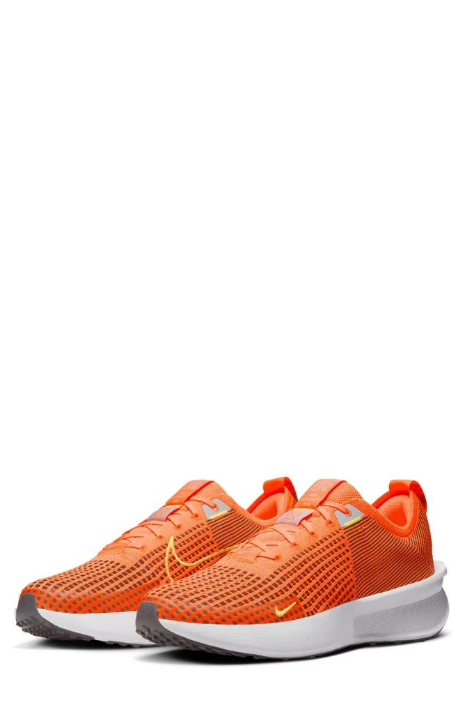 NIKE Interact Run Running Shoe 1