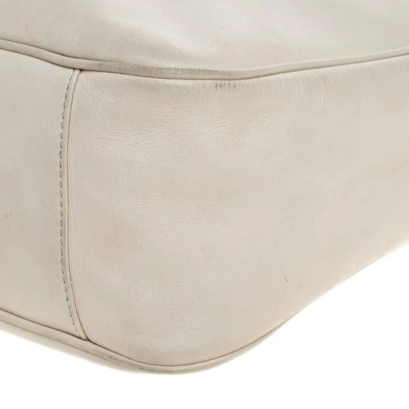 Salvatore Ferragamo Salvatore Ferragamo Off-White Leather Hobo 10
