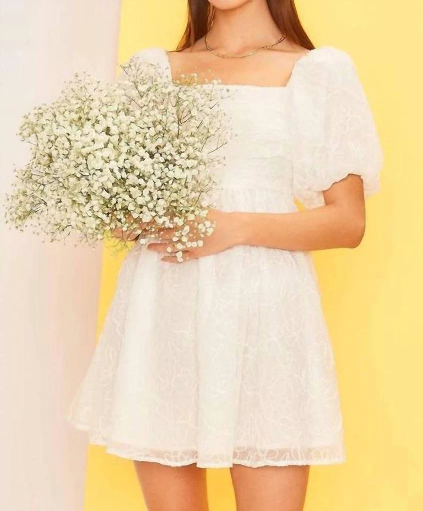 Main Strip Main Strip - Floral Emb Puff Sleeve Babydoll Dress - White - L Main Strip Main Strip - Floral Emb Puff Sleeve Babydoll Dress - White - L