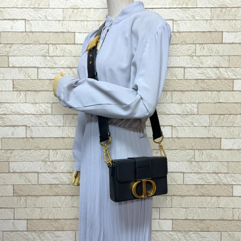 Dior Leather Shoulder Bag (Pre-Owned) 2