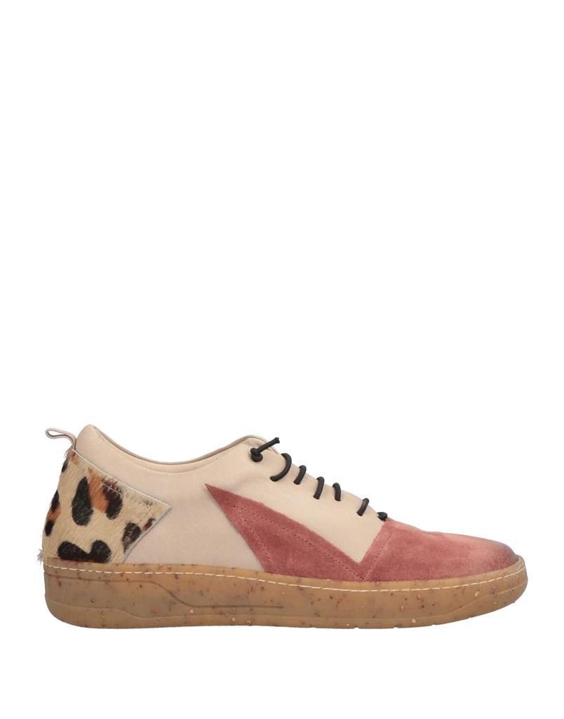 1725.A Sneakers