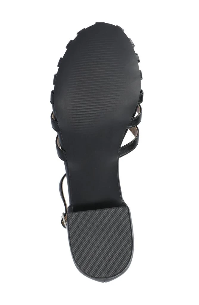 Journee Collection Joannah Flat 5
