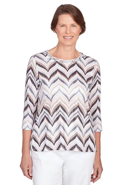 Alfred Dunner Dunner Womens Classics Neutrals Chevron Top With Shimmer 1