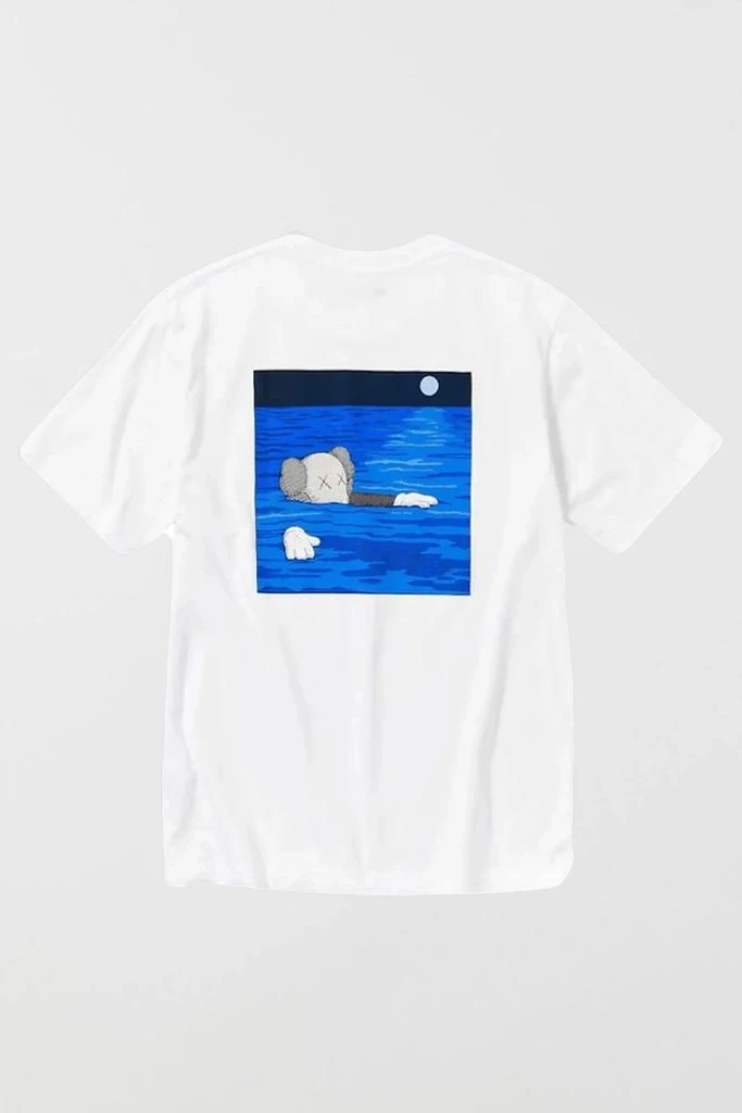 kaws KAWS x Uniqlo UT Short Sleeve Graphic T-shirt 1