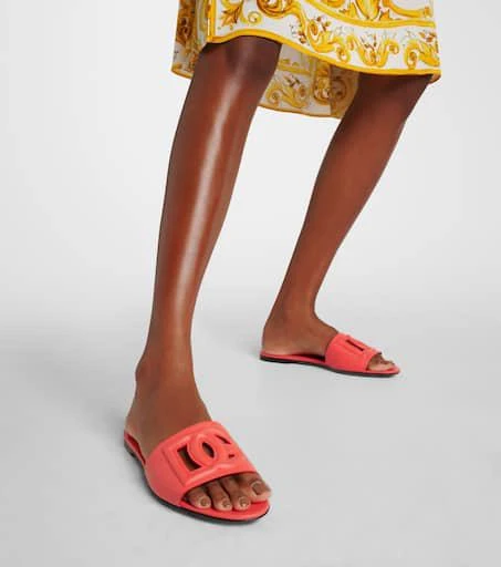 Dolce 
Gabbana Logo leather slides 4