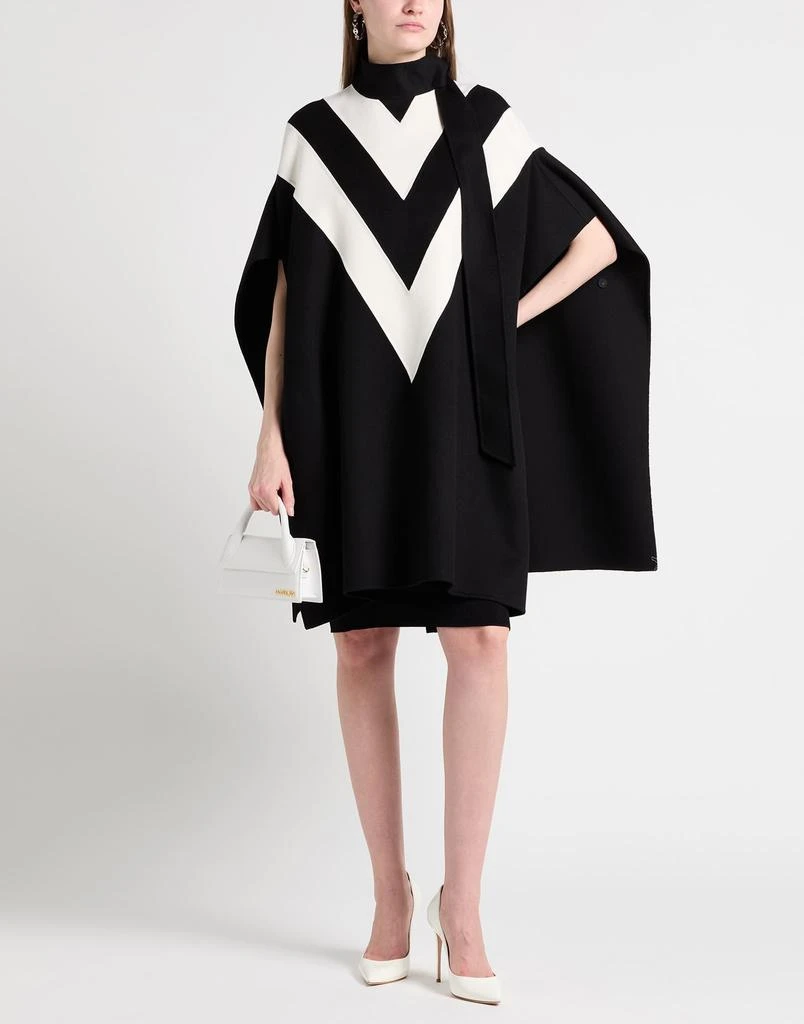 Valentino Cape 3
