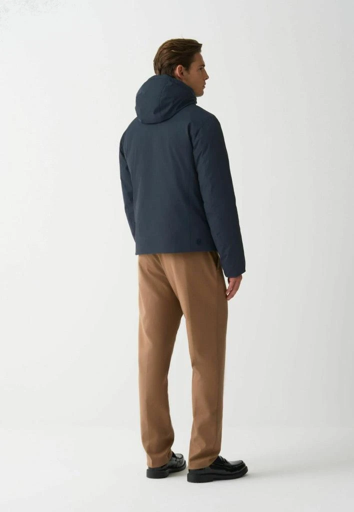 Colmar Originals Classic Versatile Men's Jacket With Clean Silhouette 2