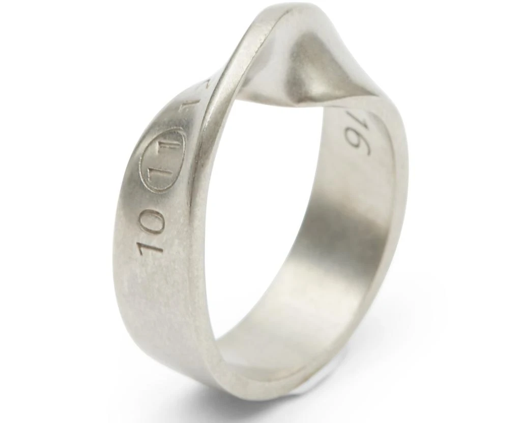 MAISON MARGIELA Logo twisted number ring 3