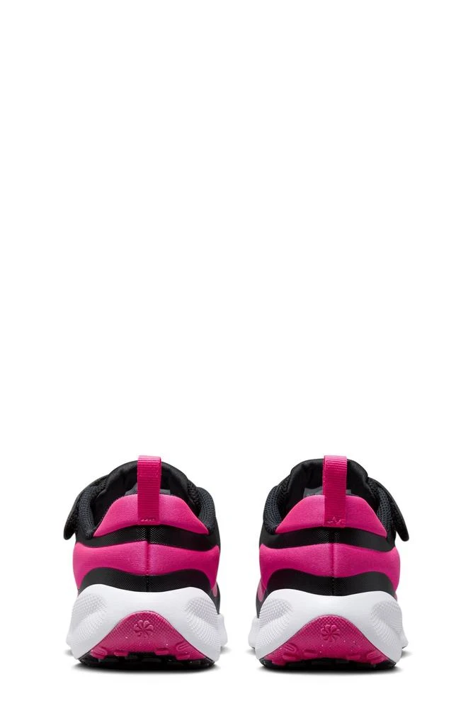 NIKE Revolution 7 Sneaker 5