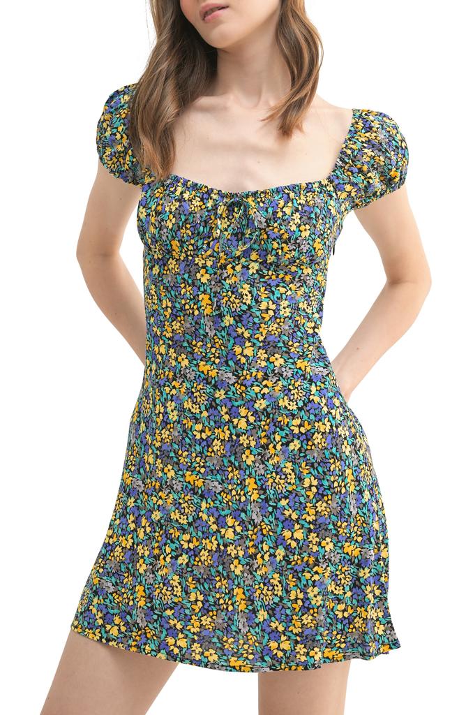 Lush Floral Puff Sleeve Dress
