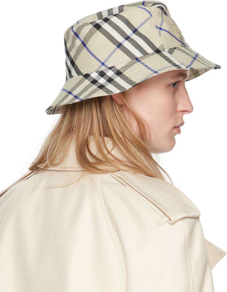 Hot Burberry quilted red bucket hat , size 2-3