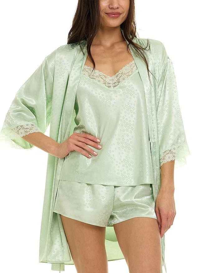 Flora Nikrooz Sabrina Cami, Shorts 
Robe Travel Set