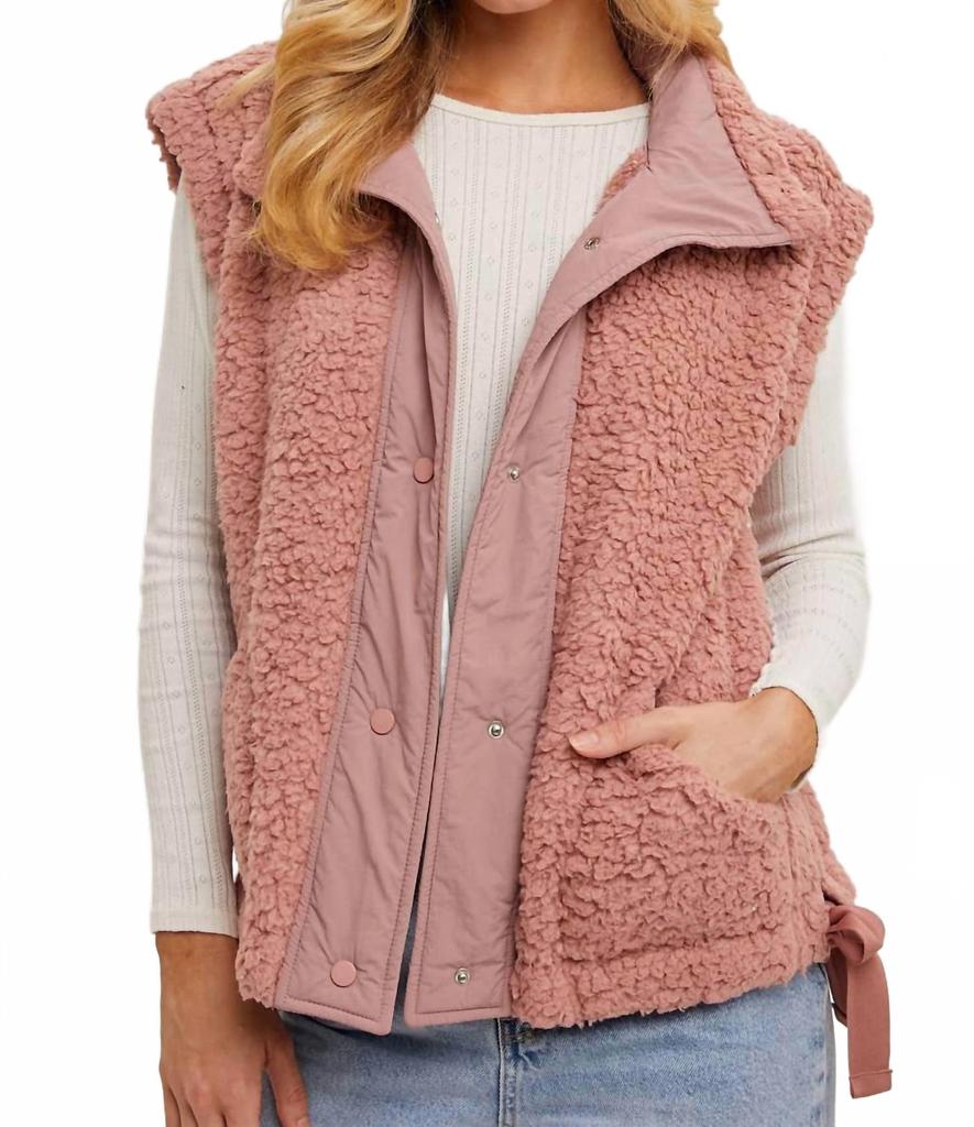 BluIvy Button Down Fleece Sherpa Vest In Rose