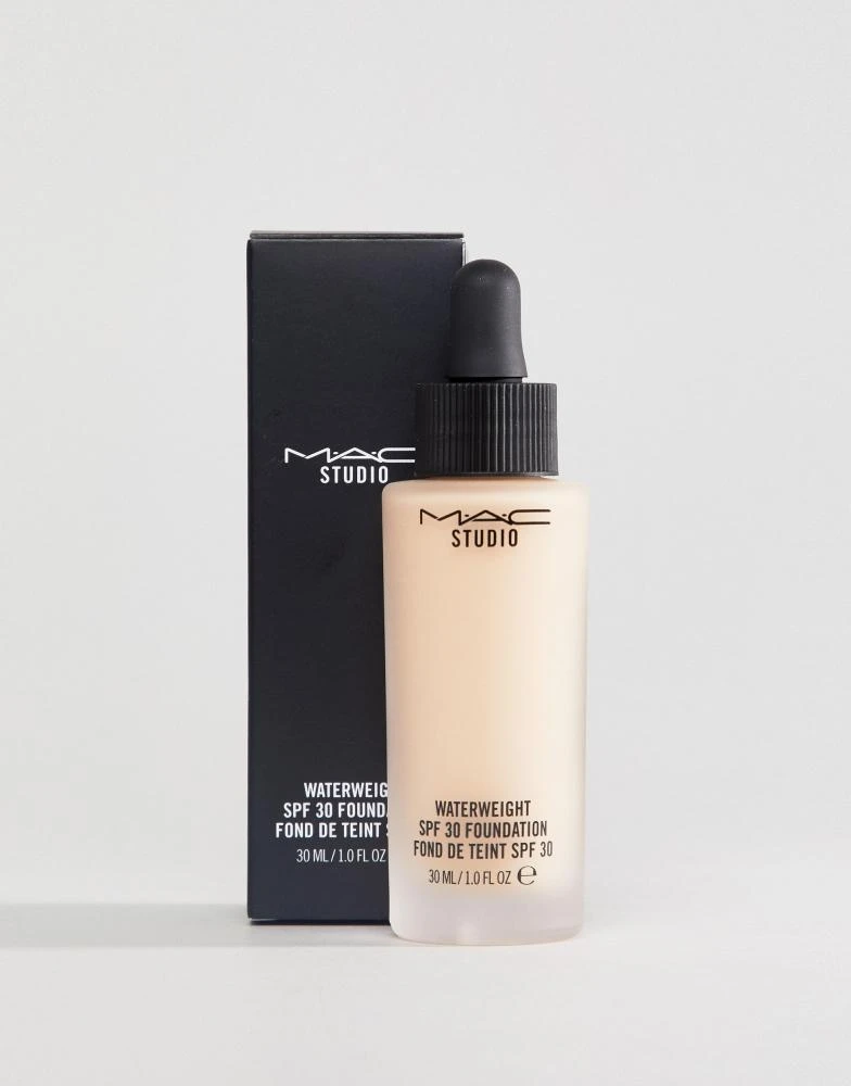MAC MAC Studio Waterweight SPF 30/PA++ Foundation 1