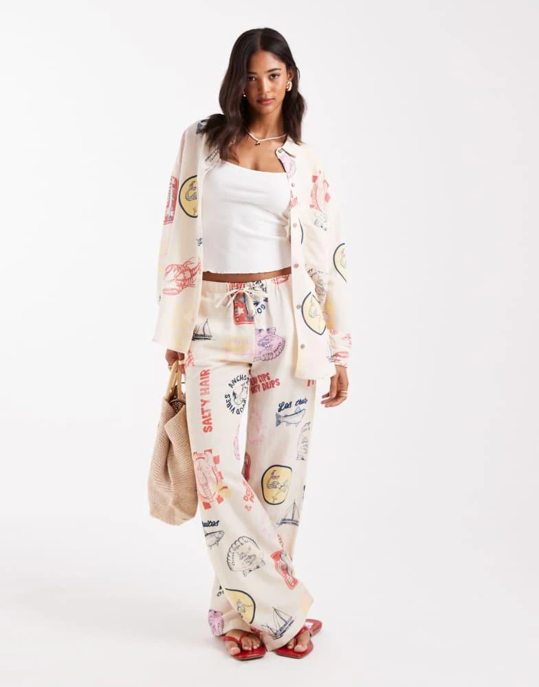 Pull&Bear Pull&Bear printed summer shirt co-ord in ecru 4
