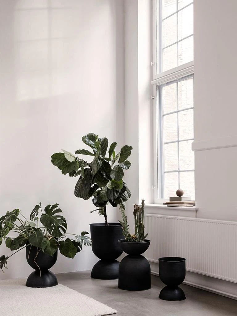 Ferm Living Small Invertible Hourglass Pot 1