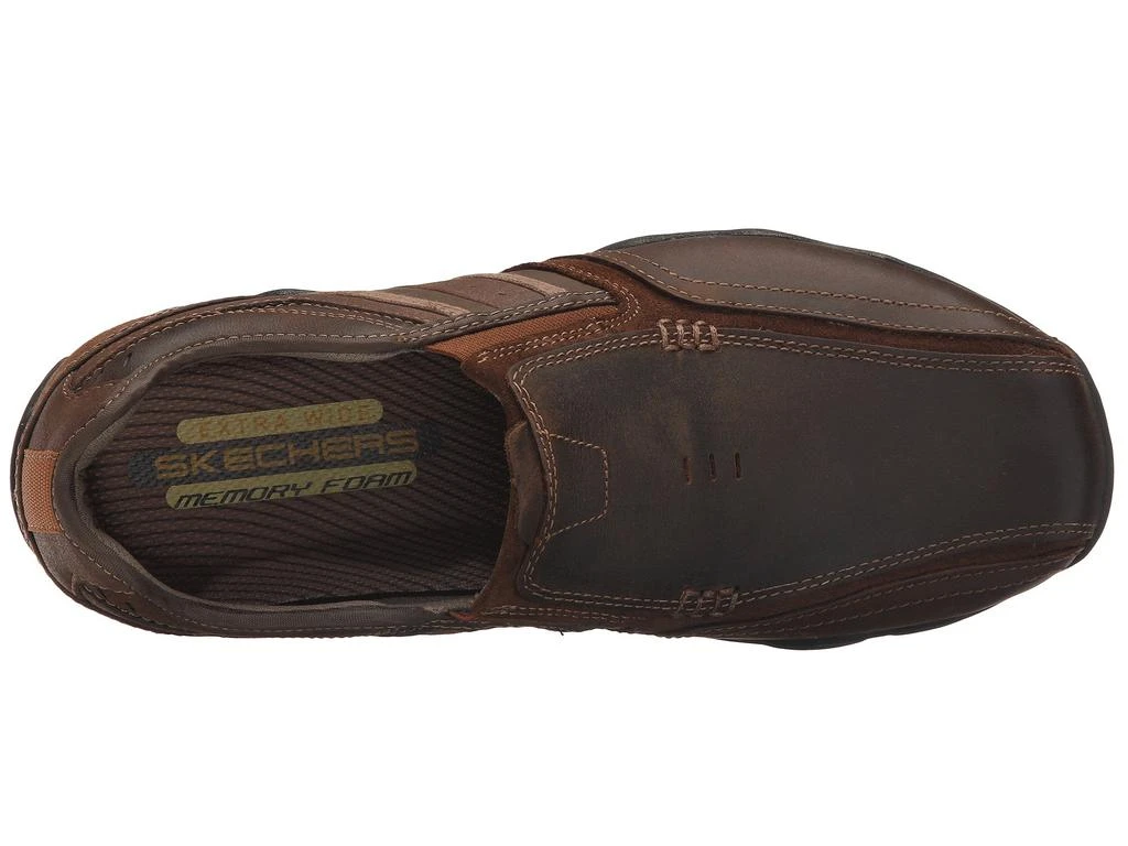 SKECHERS Classic Fit Diameter - Zinroy 2