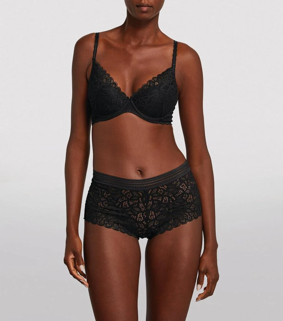Wacoal Raffine Plunge Bra 2