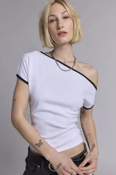 BDG BDG Sarah Off-The-Shoulder Cropped Tee