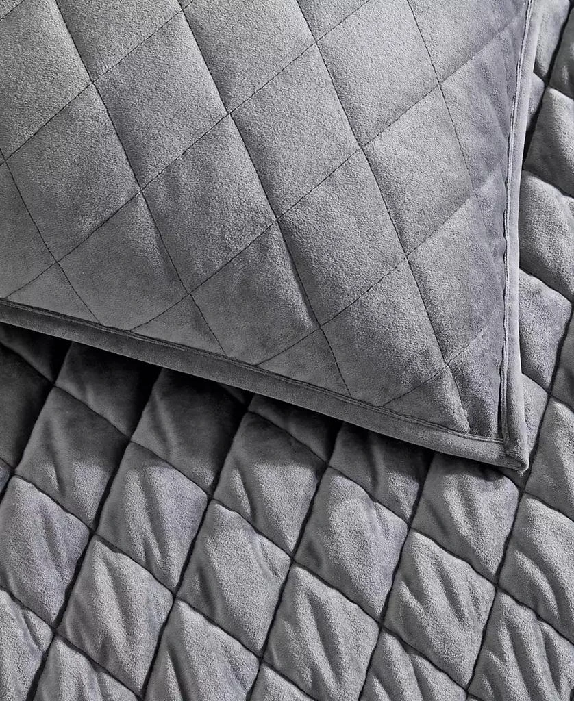 Vera Wang Diamond Velvet 3 Piece Quilt Set 6