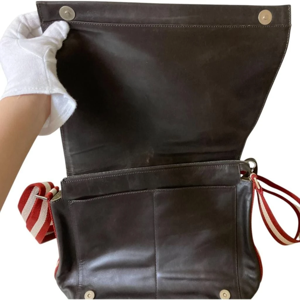 Bally Leather Shoulder Bag (Pre-Owned) 5