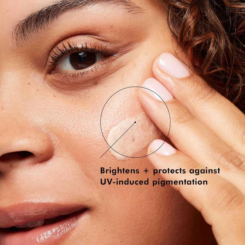 SkinCeuticals Daily Brightening UV Defense SPF 30 6