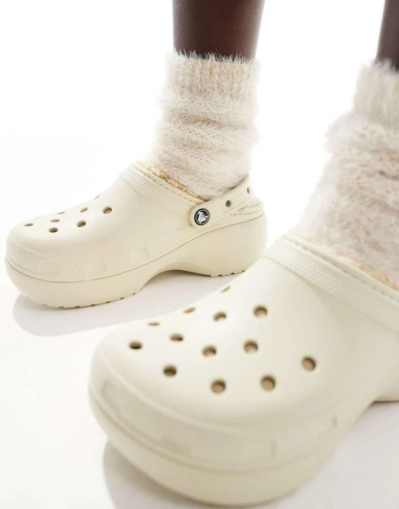 Crocs Crocs classic platform lined clogs in bone 2