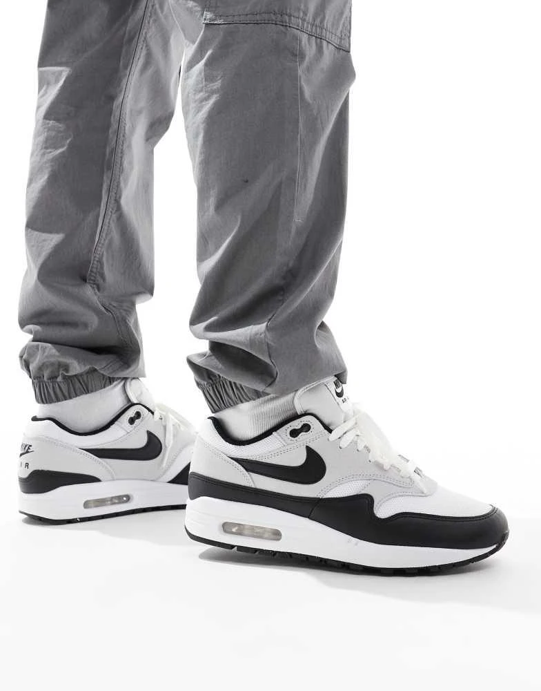 NIKE Nike Air Max 1 trainers in white and black 1