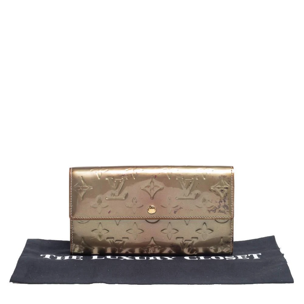 Louis Vuitton Louis Vuitton Gris Art Deco Monogram Vernis Sarah Wallet 9