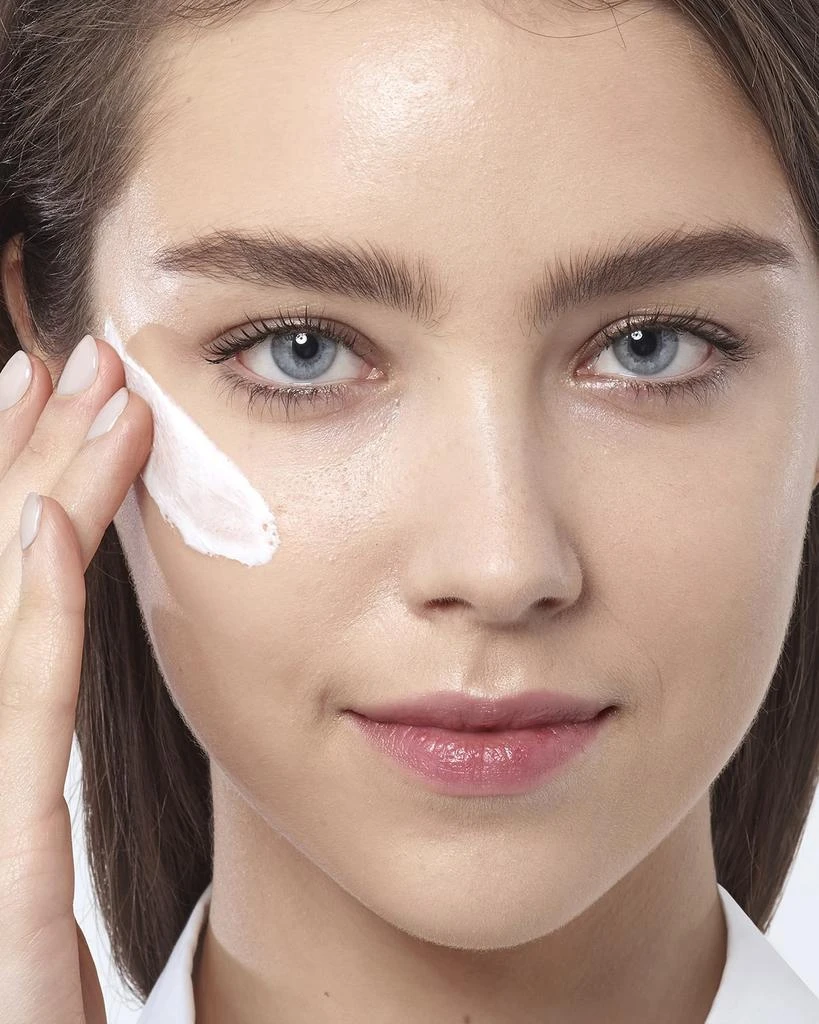 Lancôme Rénergie Lift Multi-Action Day Cream With SPF 15, 2.6 oz. 4
