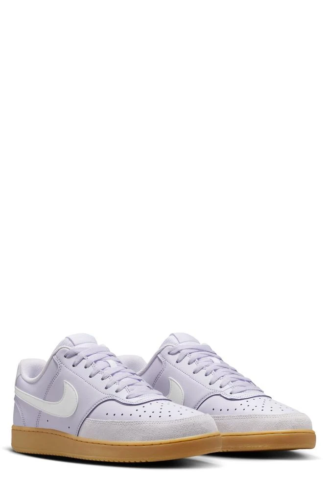 NIKE Court Vision Low Sneaker 1