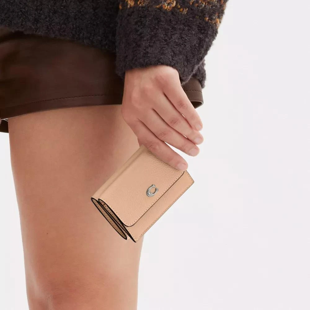 Coach Essential Mini Trifold Wallet 5