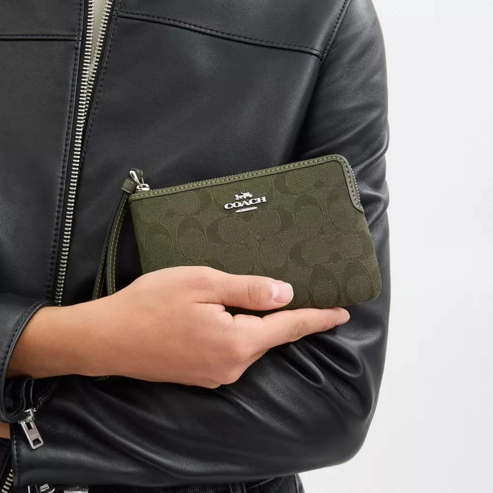 Coach Corner Zip Wristlet In Signature Jacquard 4