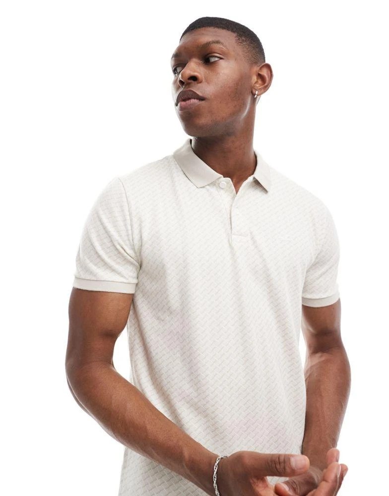 HOLLISTER Hollister icon logo geometric pattern polo in beige 1