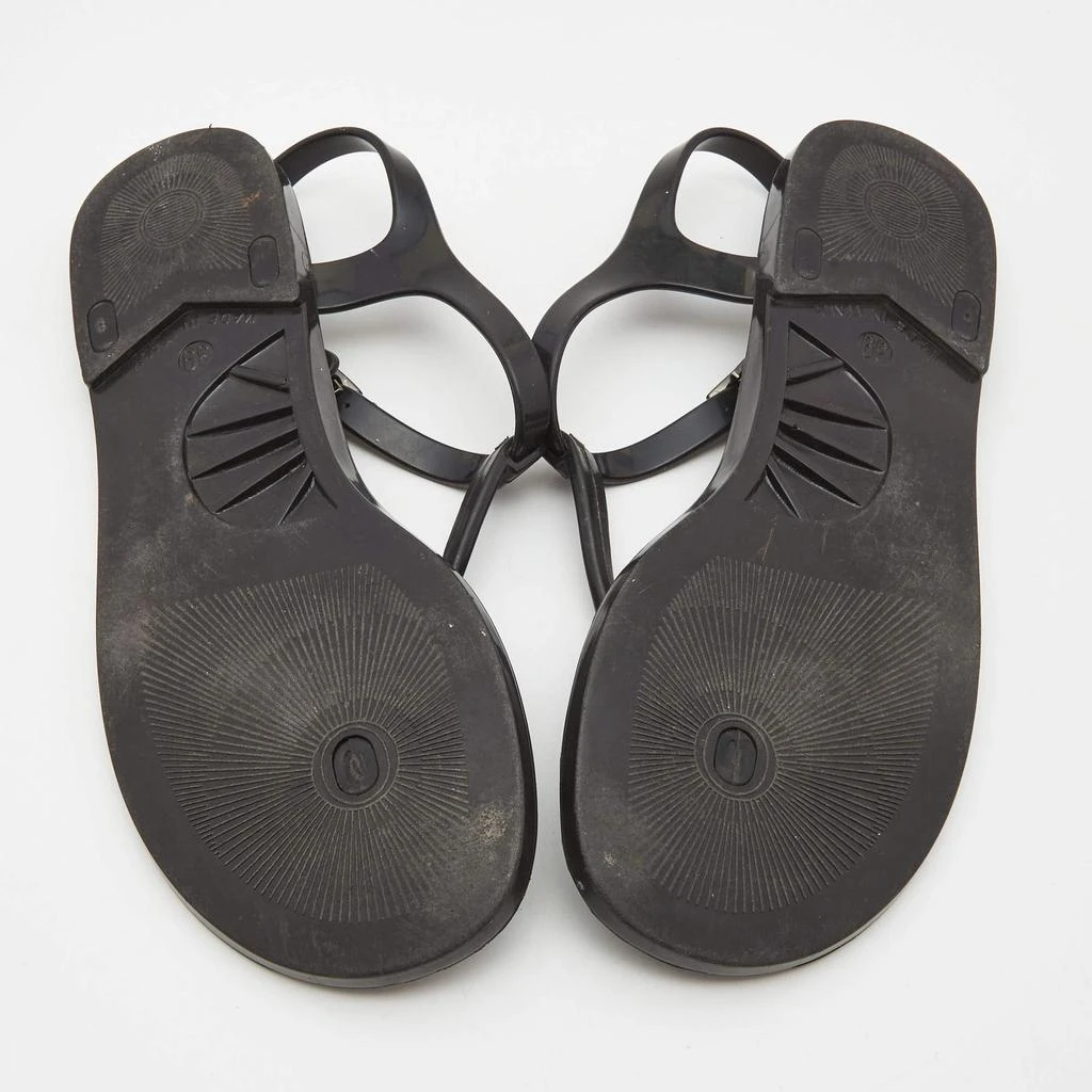 Burberry Burberry Black/Beige House Check Jelly Thong Flats Size 39 6
