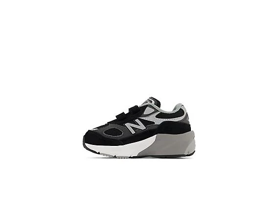New Balance 990v6 Hook and Loop 3