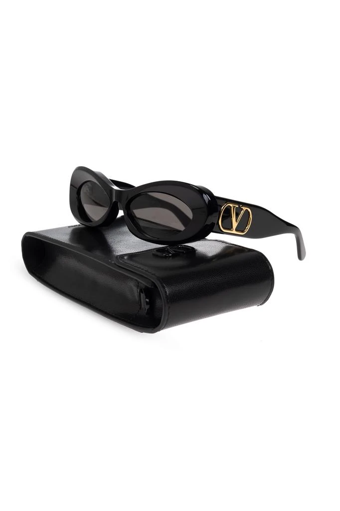 NEW VALENTINO SUNGLASSES BLACK GRAY WOMEN EYEWEAR VALENTINO VLS-178A Shop Sunglasses `VLS-178` on Sale at BeyondStyle – Get  main image 3
