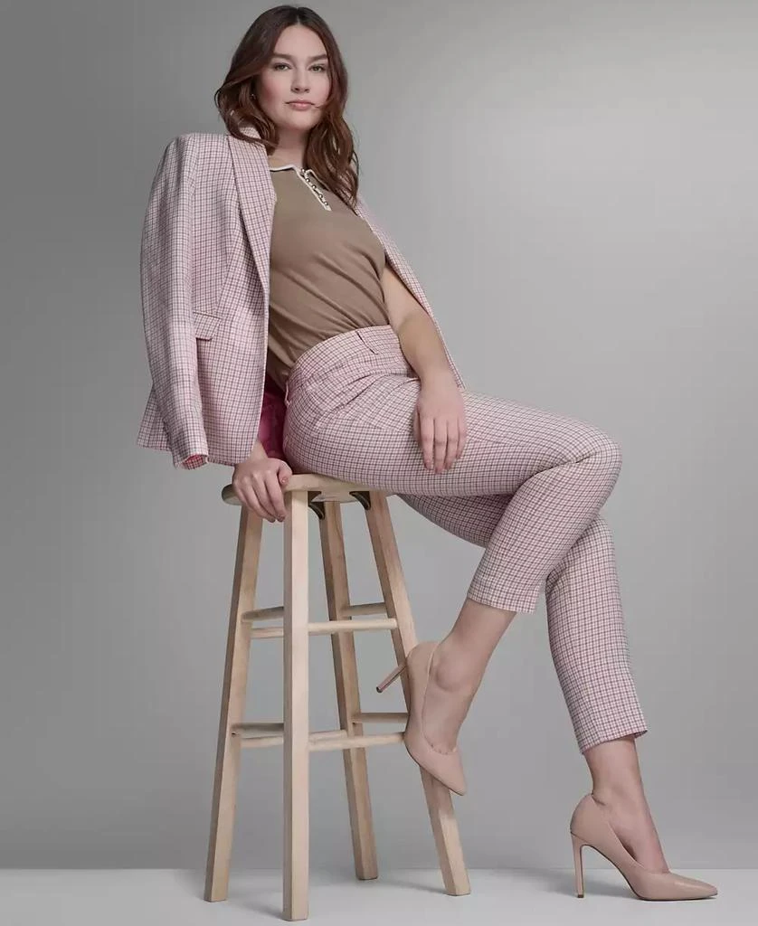 Tommy Hilfiger Women
s Plaid Notch Collar Slim Fit Blazer 9