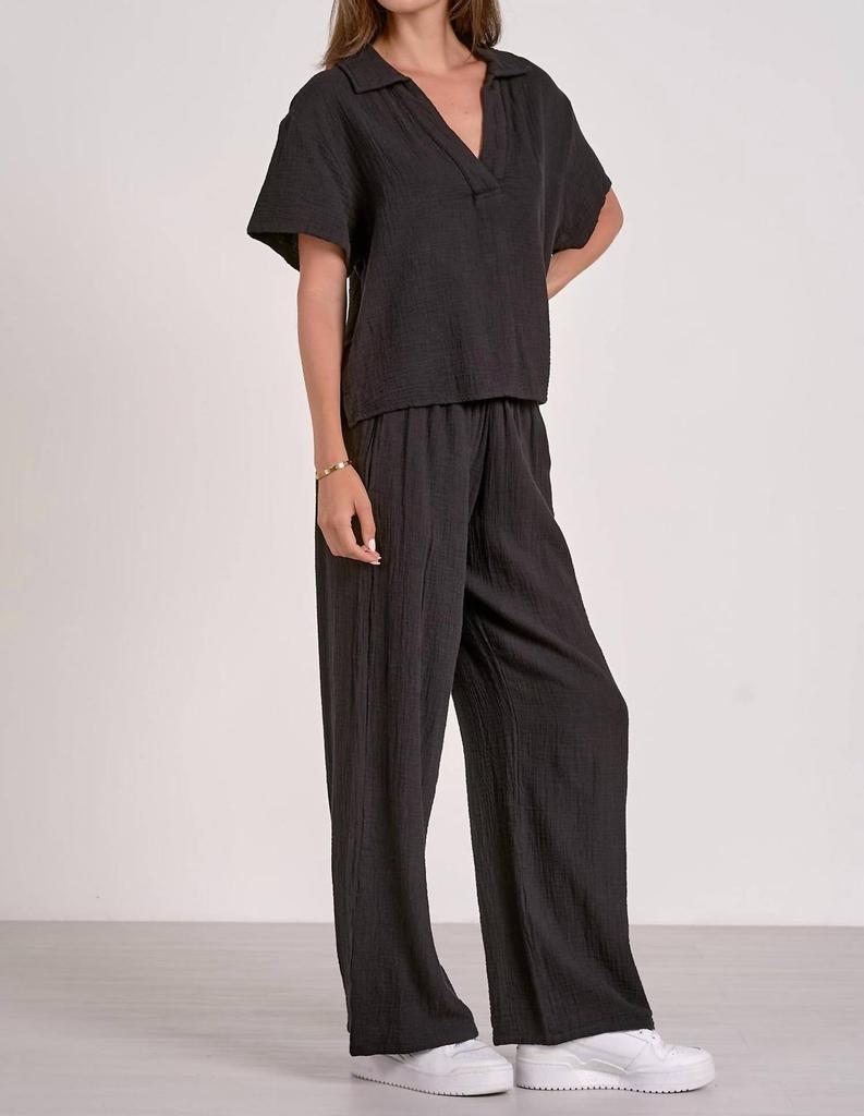 Elan Elan - Short Sleeve V-neck Gauze Top