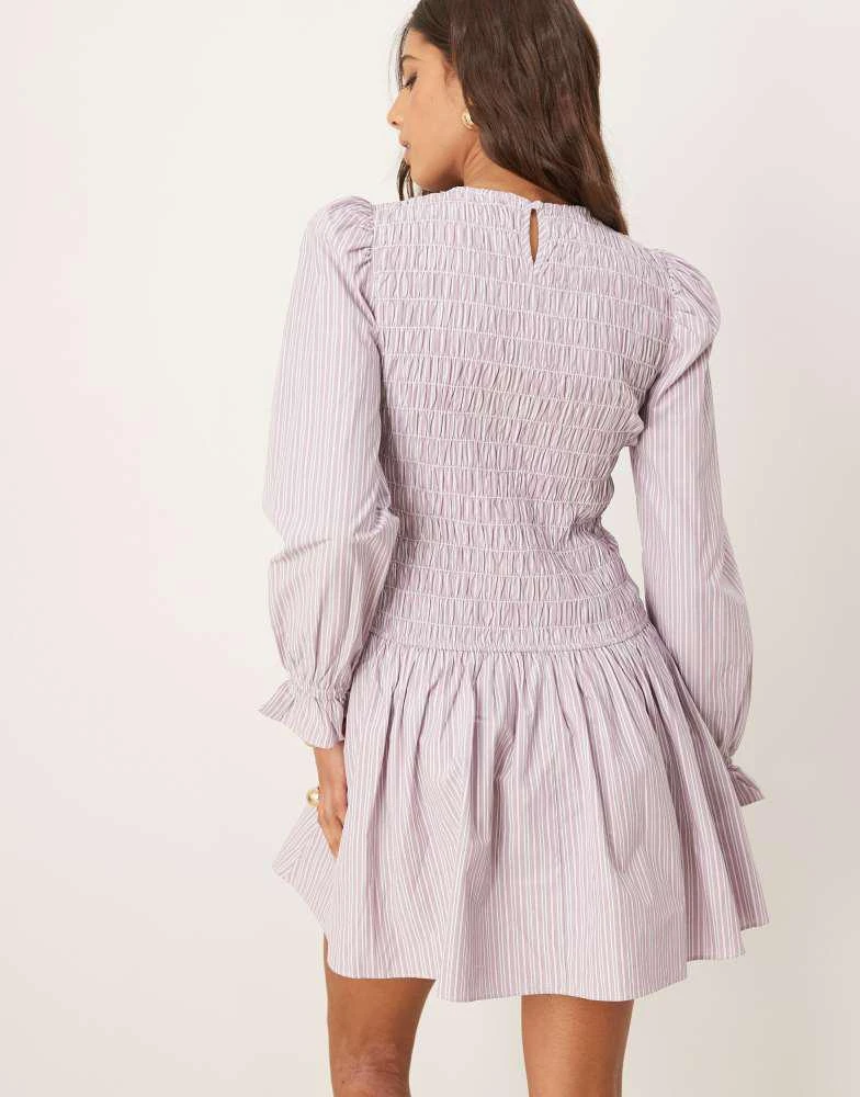 Glamorous Glamorous long sleeve shirred drop waist poplin dress in lilac stripe 4