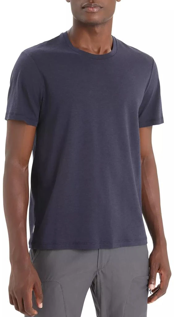 Icebreaker icebreaker Men's Merino Central Classic Short Sleeve T-Shirt 1
