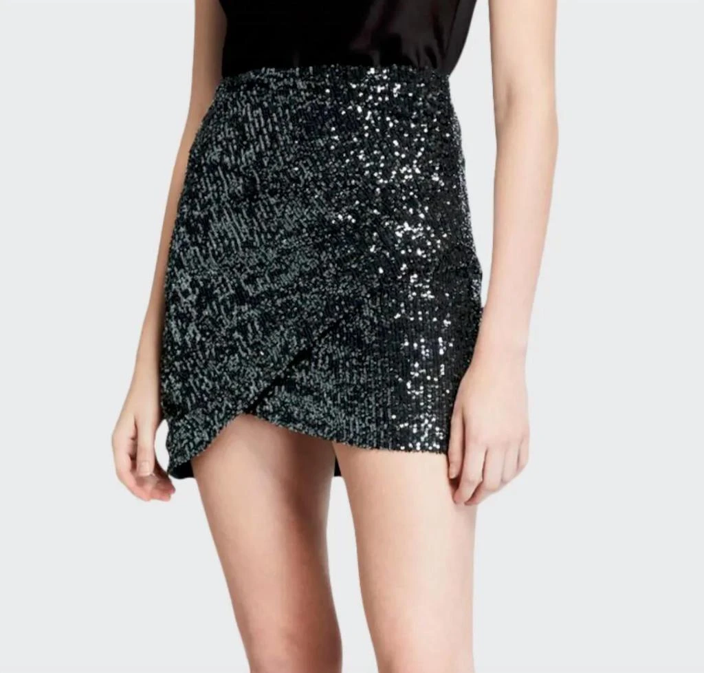 Shop Ivey Sequined Pleated Maxi Skirt on Sale at BeyondStyle  Get 77% Off  Ivey Sequined Pleated Maxi Skirt with Limited-Time Flash Deals, Exclusive  Discounts, and Special Offers. Enjoy Unbeatable Savings on