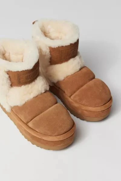 UGG UGG Classic Chillapeak Boot 5