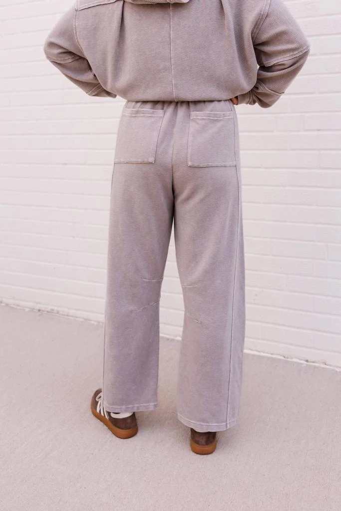 Easel Easel - Women
s Adler Textured Sweatpant 2