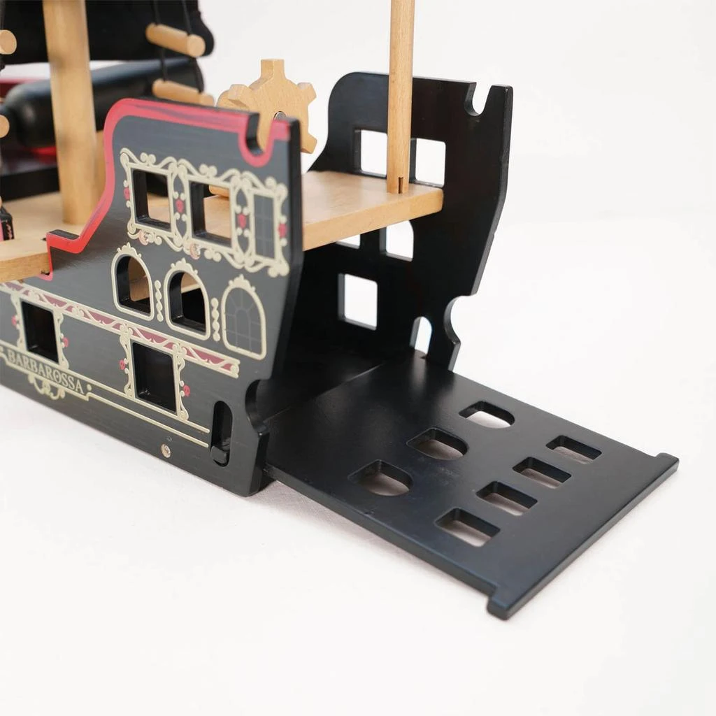 Le Toy Van Le Toy Van Classic Barbarossa Pirate Ship 3