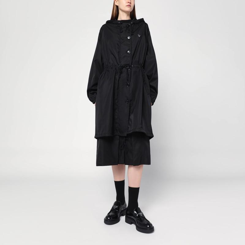 コート PRADA ORANGE RAINCOAT IN LIGHTWEIGHT RE-NYLON Prada Lightweight Re-Nylon Rain Jacket | Saks Fifth Avenue